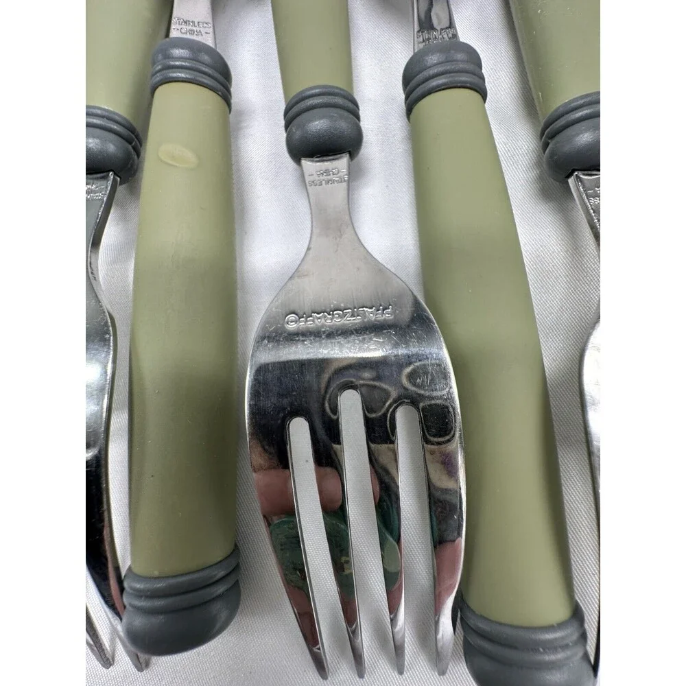 Pfaltzgraff knives fork